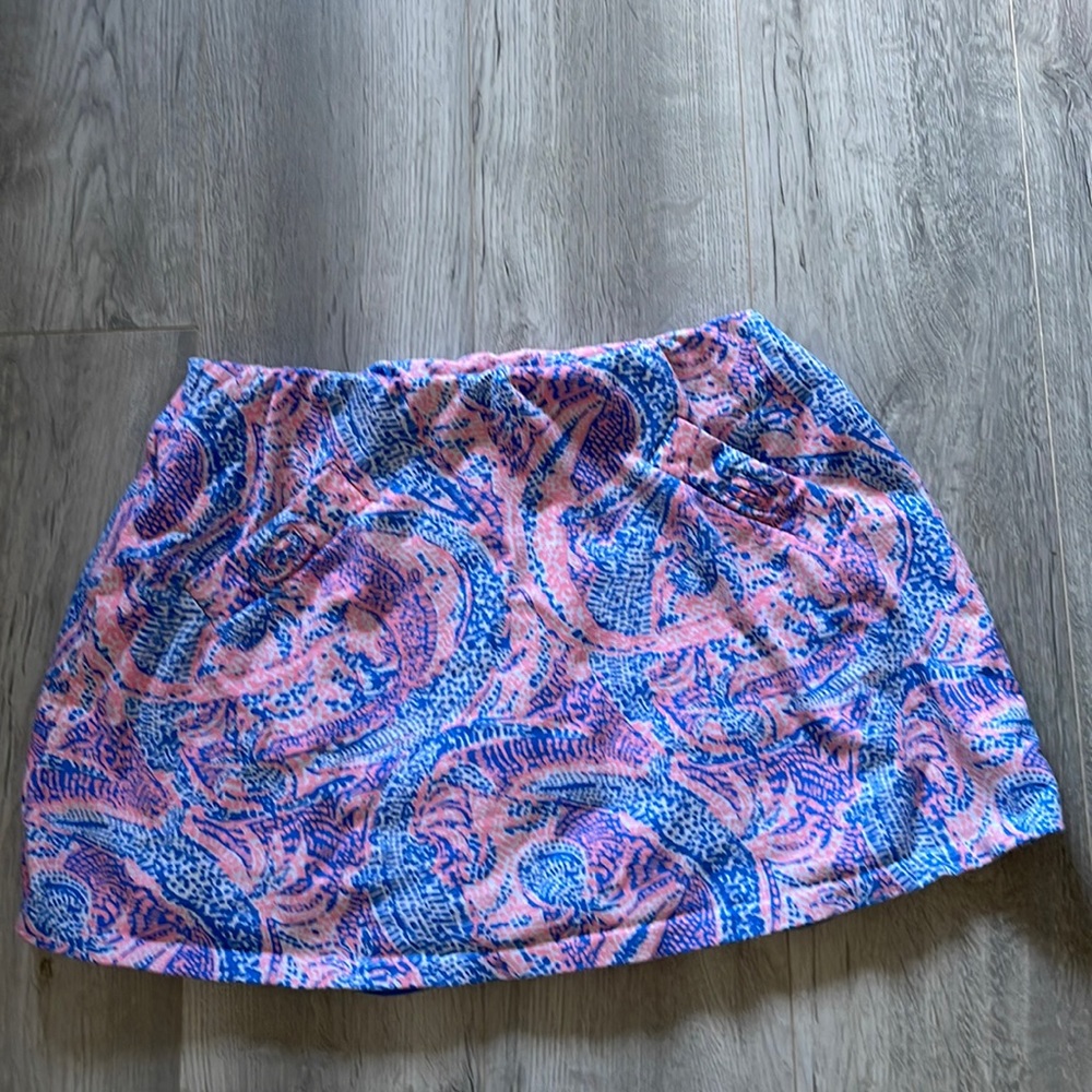 Lilly Pulitzer skorts size small (26)
